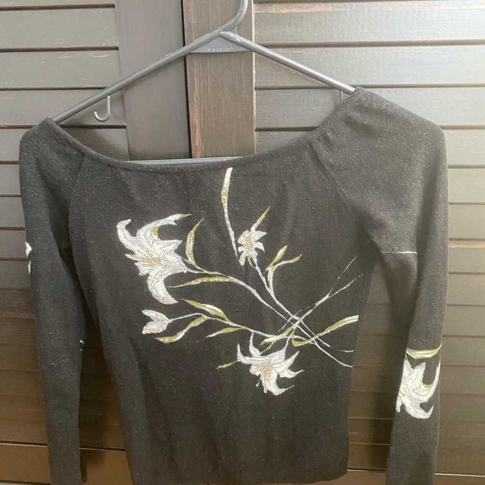 Blumarine Black and White Floral Top sweater